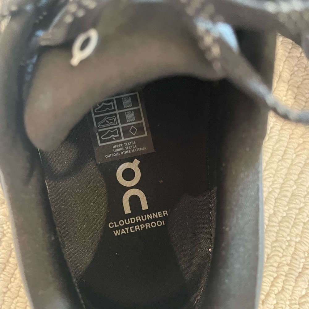 On Cloudrunner 2 Waterproof Road-Running Shoes - image 2